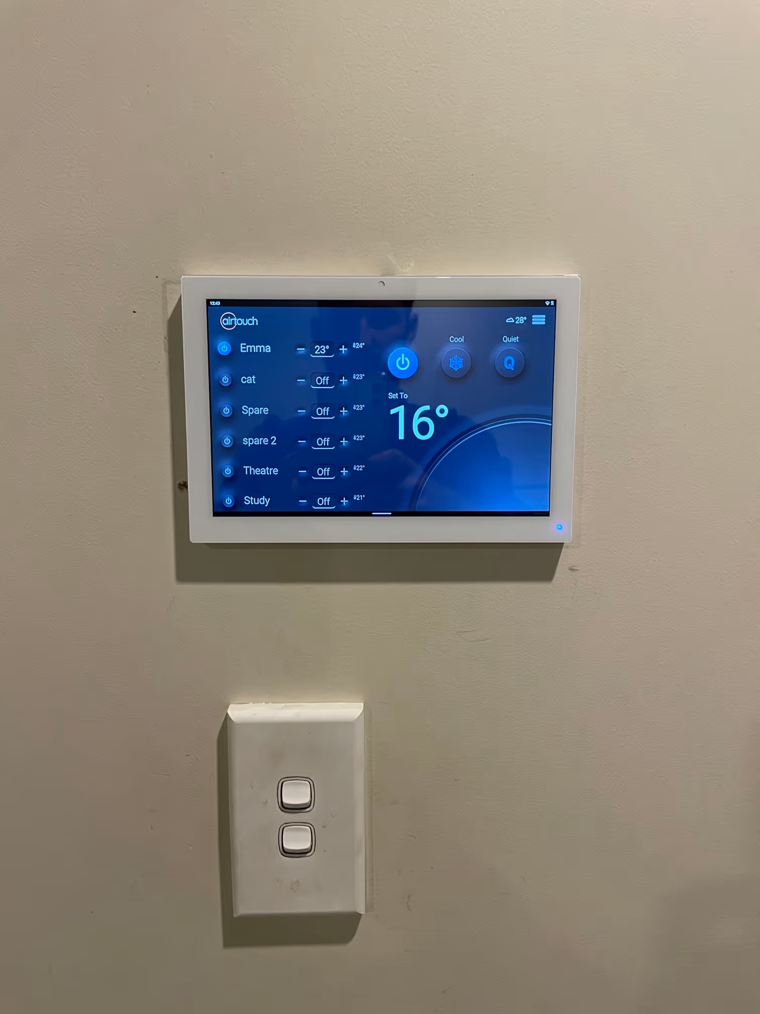 AirTouch 5 wall-mounted smart air conditioning touch screen console installed for multi-zone control by MyTradie Services Sydney